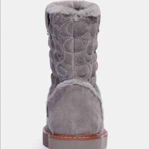 Firm Coach Ivy Bootsuedegraysize 
